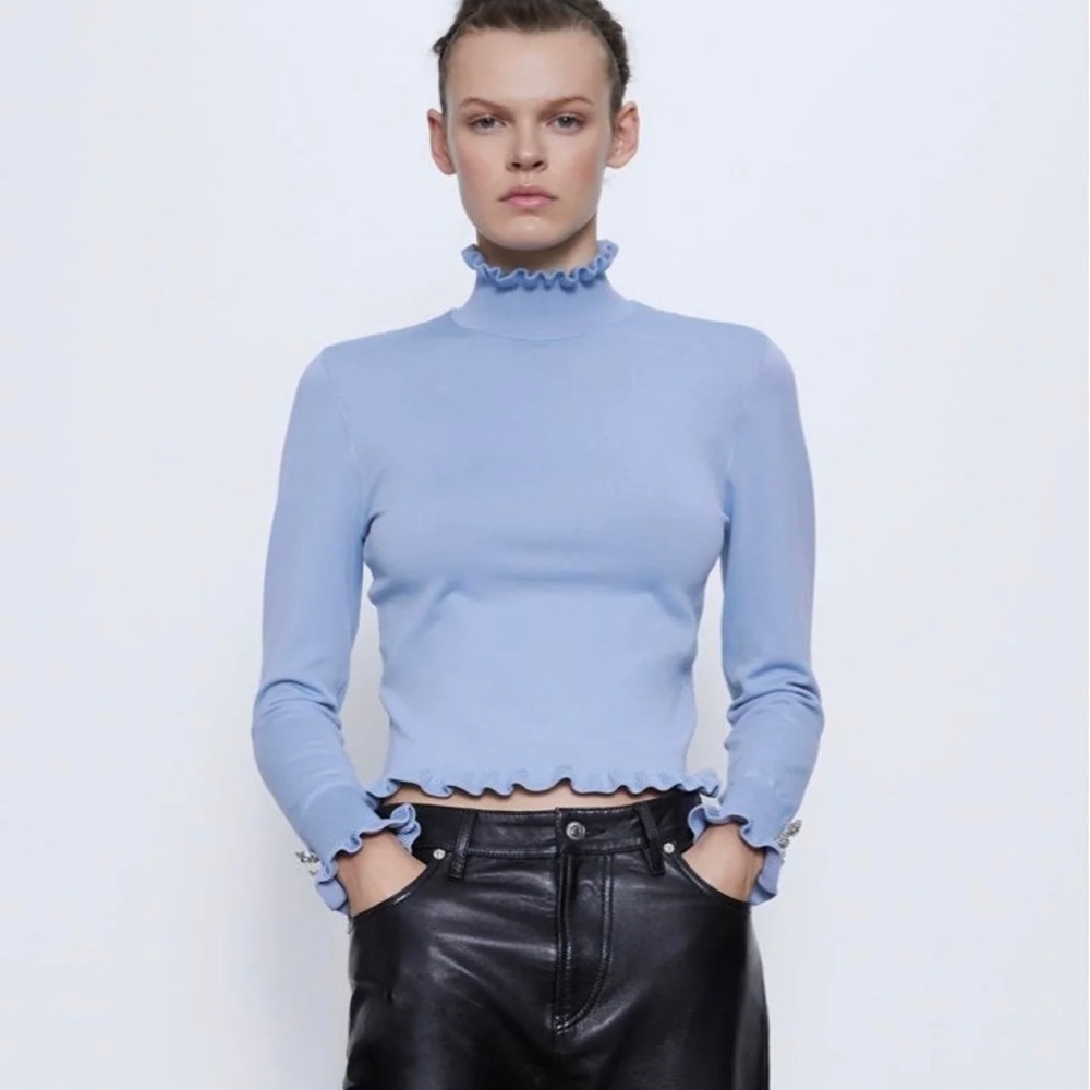 Zara Women Cropped Sweater